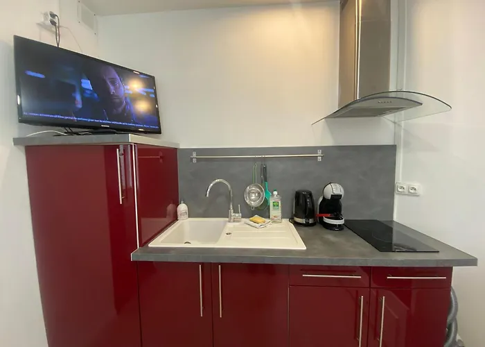 Tiny Nest 42 Apartment *