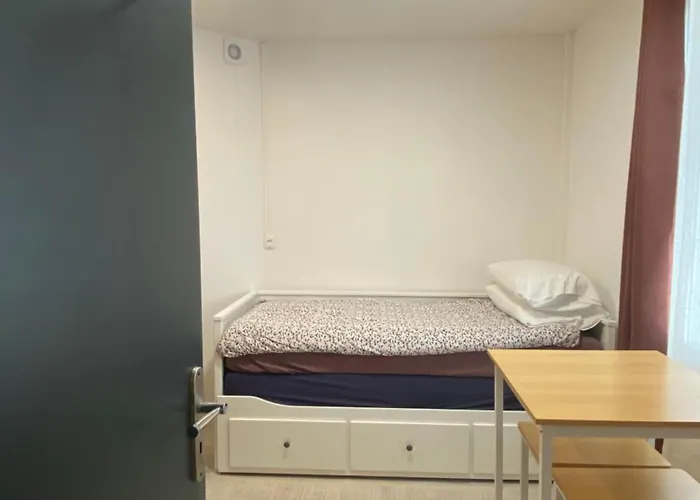 Tiny Nest 42 * Dieppe